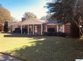 1034 Sandy Springs Rd NW, Huntsville, AL 35806