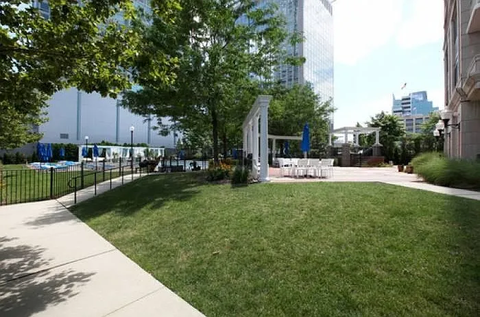 20 2nd St #2605 — Photo 9