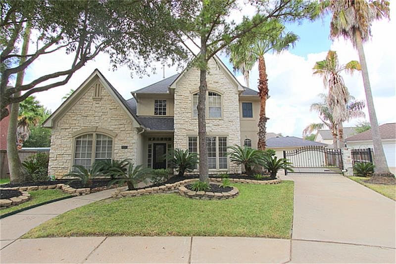 1st image of 8003 Laguna Springs Ct