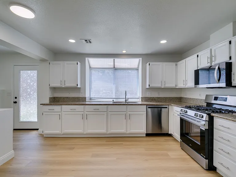 2113 Desert Peak Rd — Photo 19