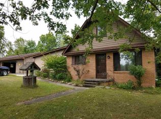 7610 Charlevoix View Dr, Charlevoix, MI 49720