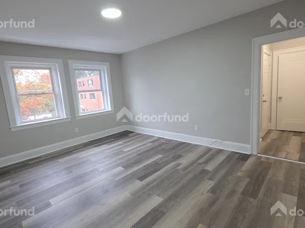 2 Marble St #3, Worcester, MA 01603