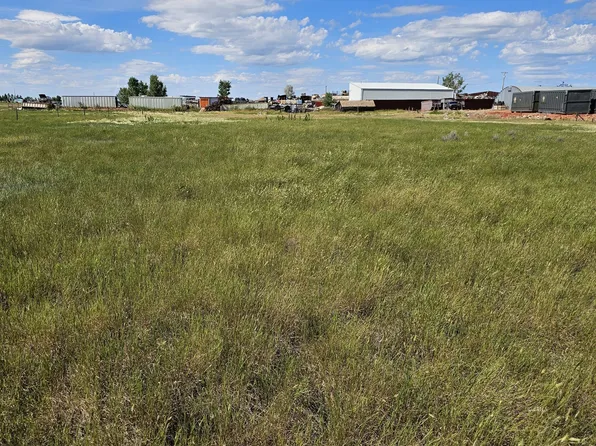 Highway 7, Baker, MT 59313