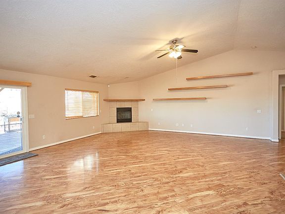 5th image of 11131 Orchid Ave