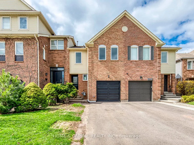 1210 Leewood Dr — Photo 1