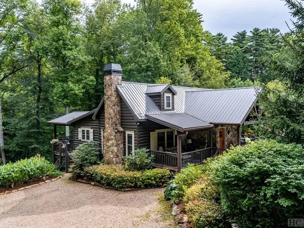 28 Plymouth Rock Drive, Cashiers, NC 28717