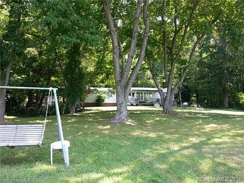 5th image of 185 Sunset Cove Ln