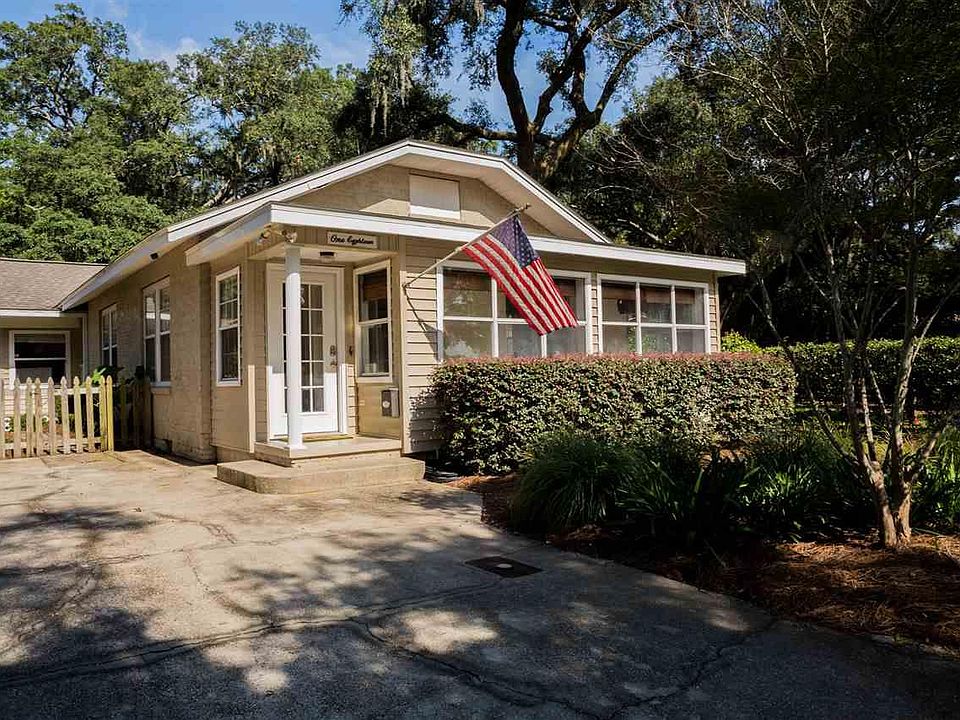 1st image of 118 Bayou Blvd
