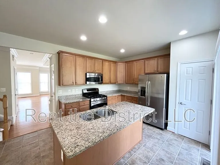 3247 Theodore R Hagans Dr NE — Photo 3
