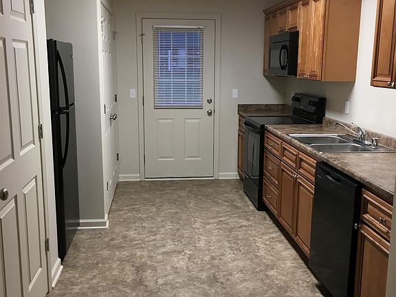 4th image of 2206 Vintage Hills Dr #A