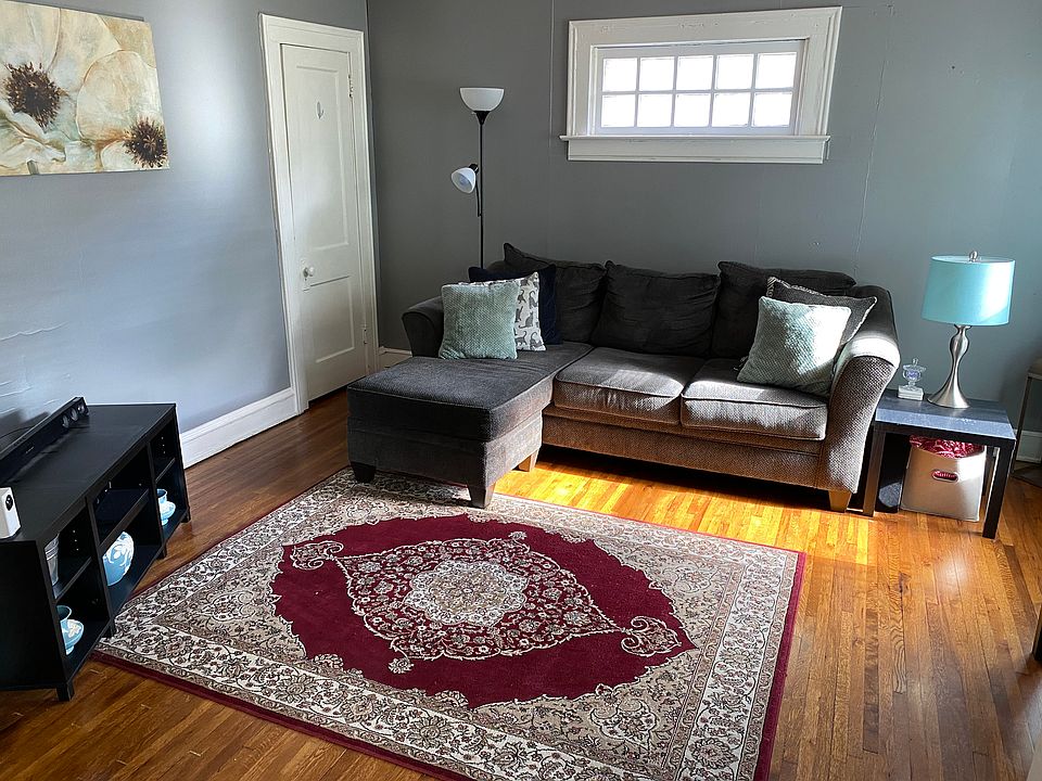 1st image of 2070 Morrison Ave