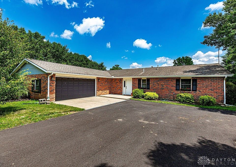 1st image of 1300 Dusty Ln