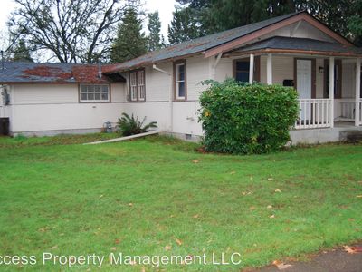 614 N College St, Newberg, OR, 97132