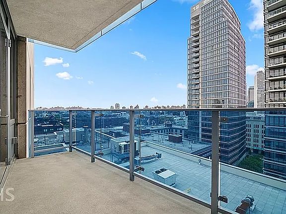 5th image of 22 N 6th St APT 14K