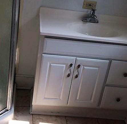 5th image of 308 E Wilson Blvd