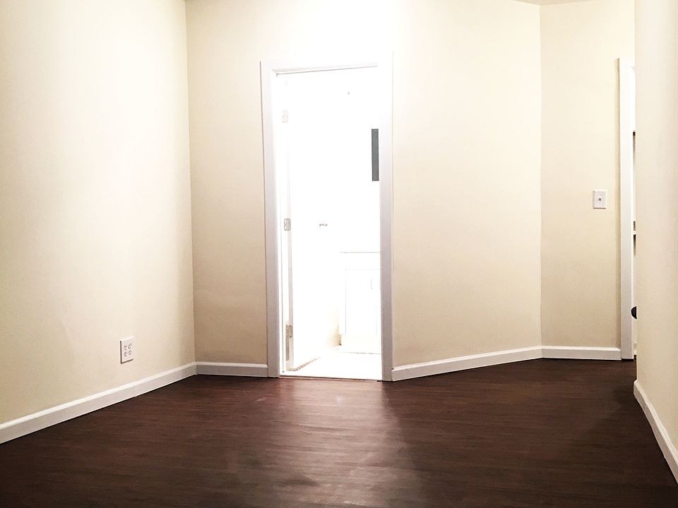 2nd image of 251 Lexington Ave APT 2