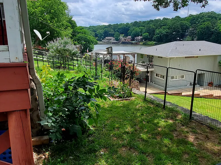 1807 Lakeshore Dr #C — Photo 9