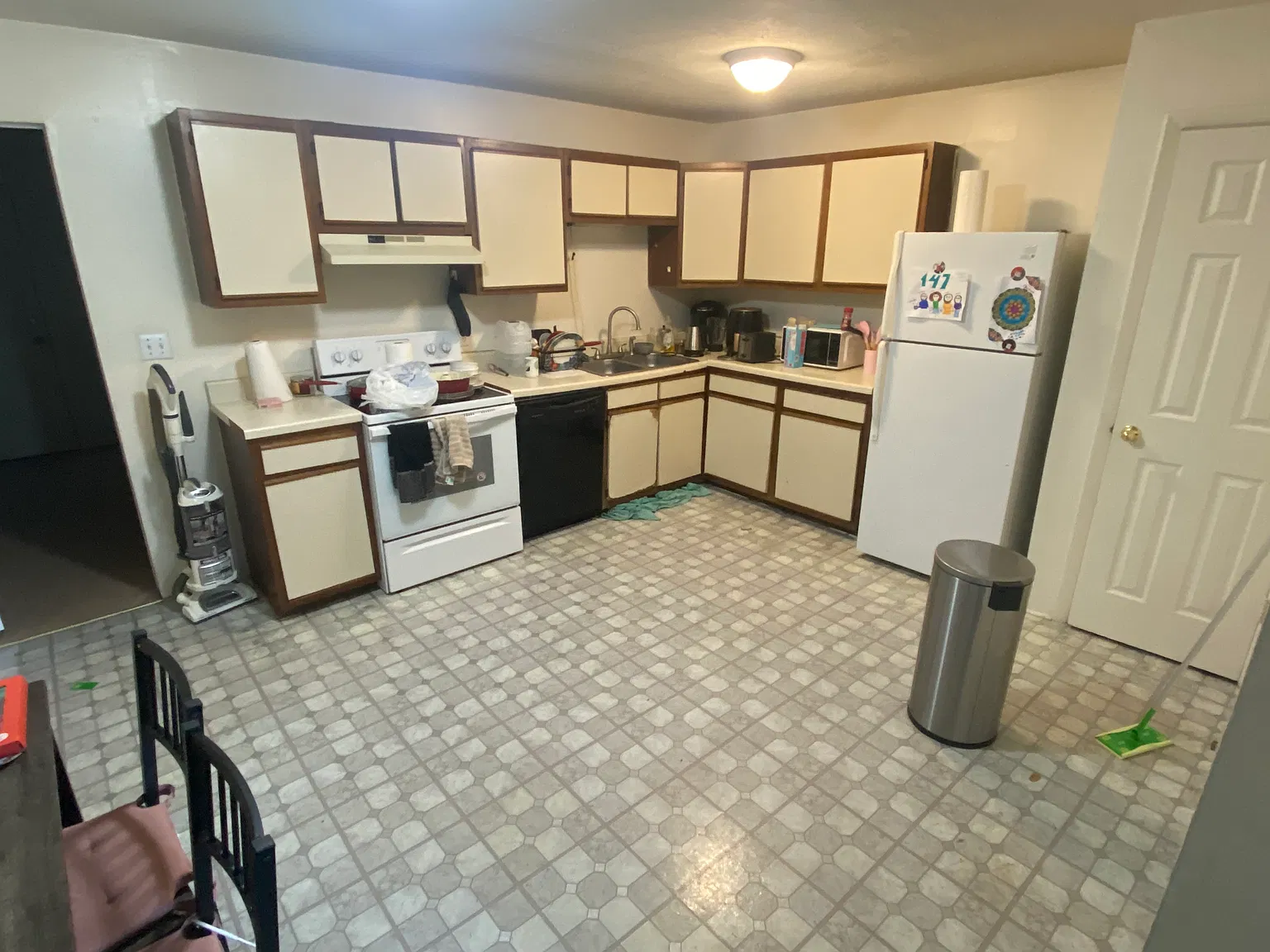 4 bed, 2.5 bath, 1480 sqft, $2,100 — Photo 3