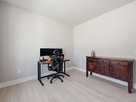 5th image of 2570 Josephine Way