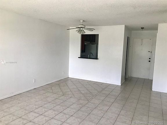 3rd image of 410 SE 2nd Ave #21-A