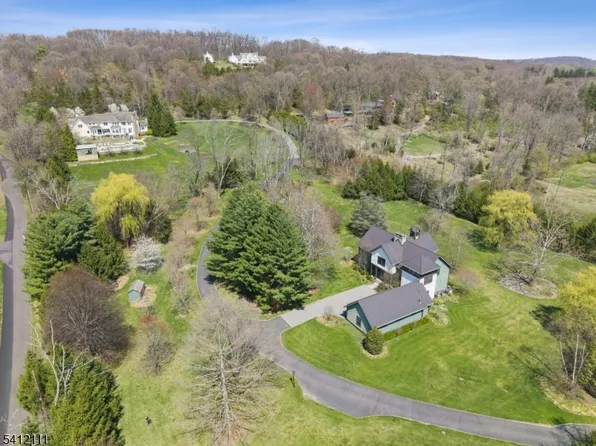 89-91 Mosle Rd, Peapack Gladstone Boro, NJ 07931