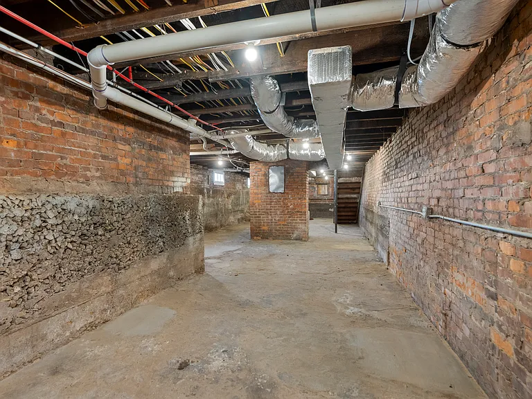 138-140 N Coalter St #140 — Photo 27