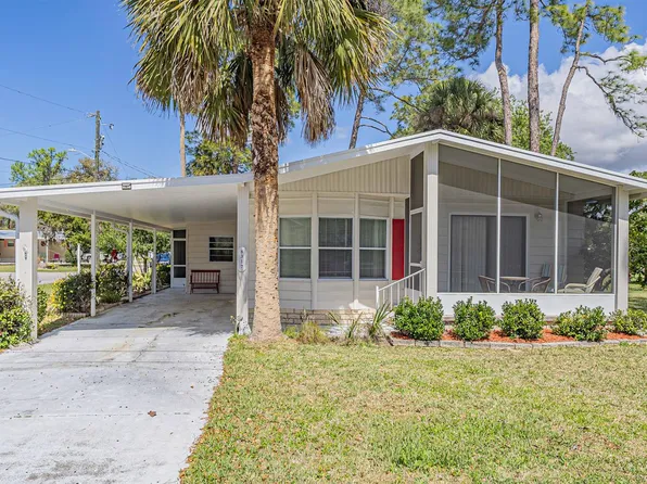 8317 W Charmaine Dr, Homosassa, FL 34448