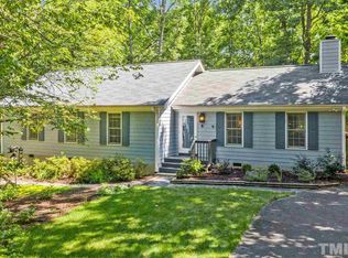 6 Elmstead Pl, Chapel Hill, NC 27517