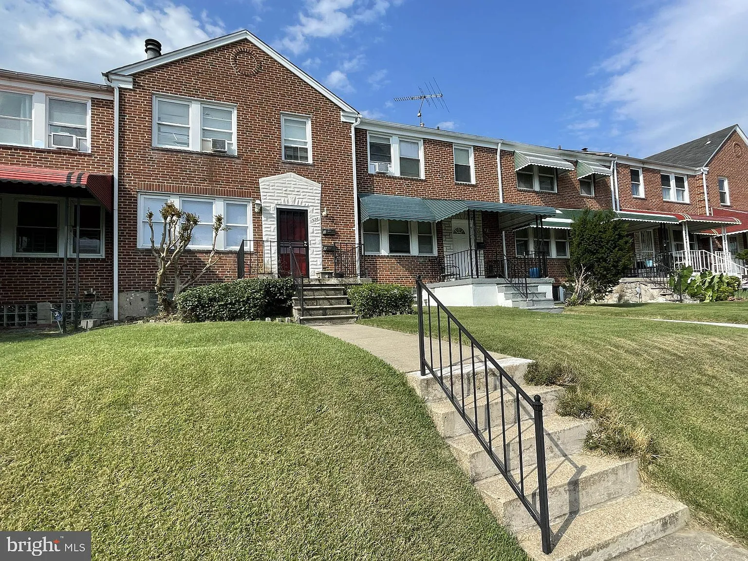 2 bed, 1.0 bath, 1700 sqft, $1,495 — Photo 2