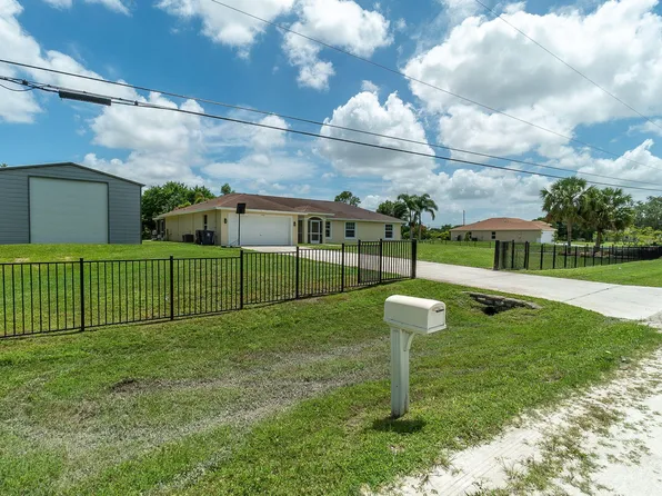 17468 N 38th Rd Road N, The Acreage, FL 33470