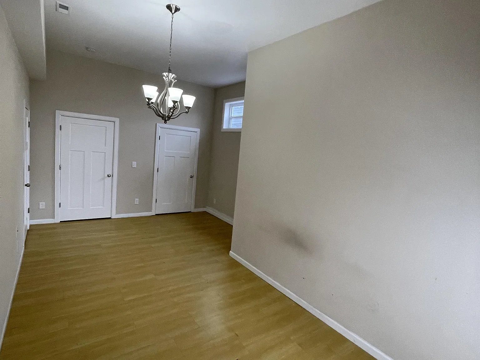 3432 Capitol — Photo 1