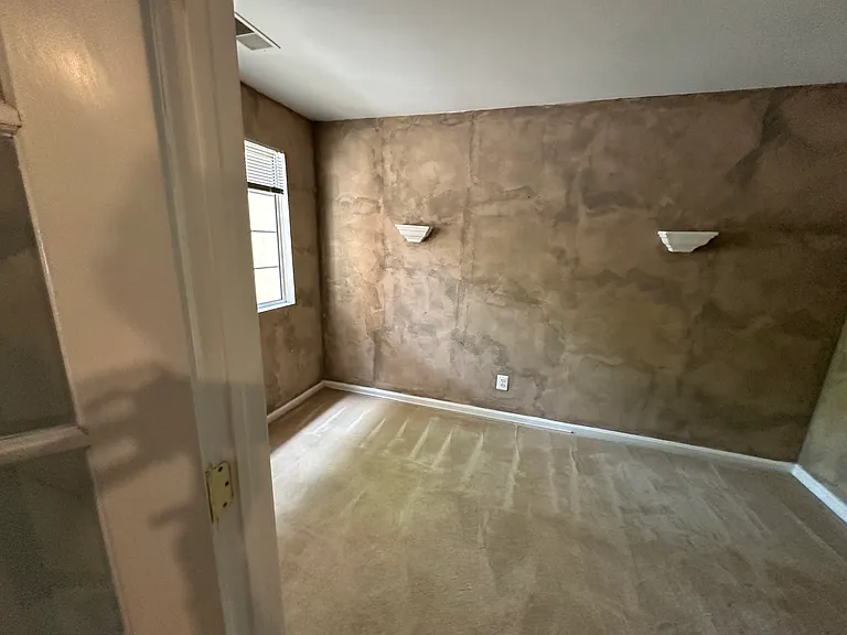 4906 Columbia Rd #2 — Photo 24
