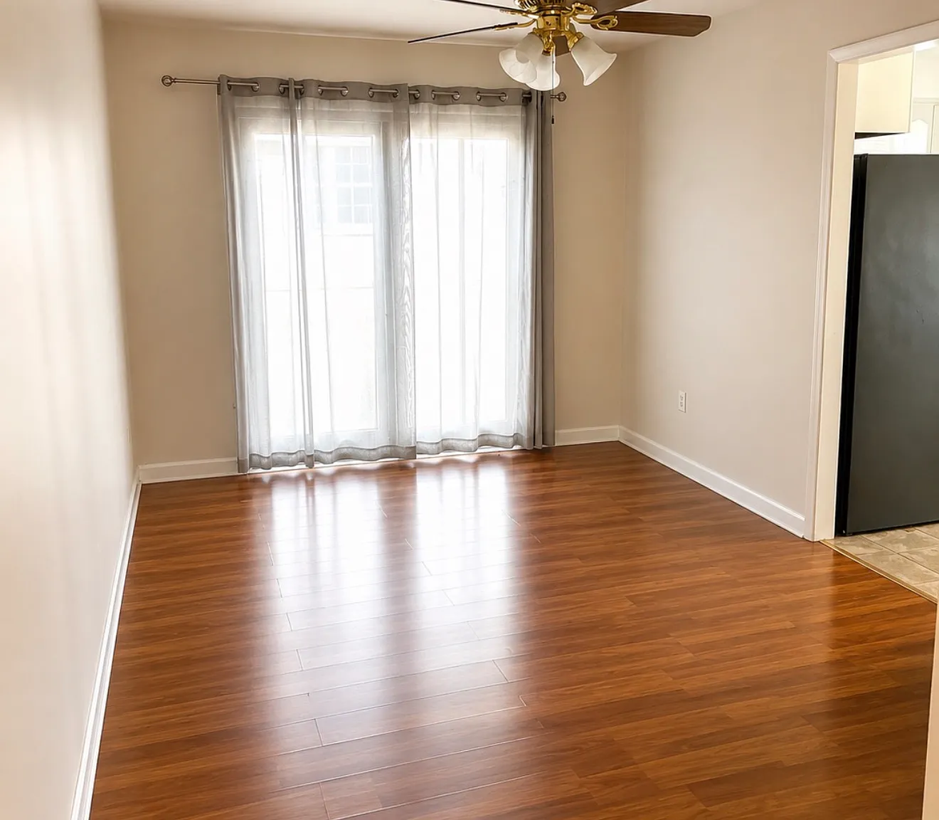 2315 W Tilghman St — Photo 4