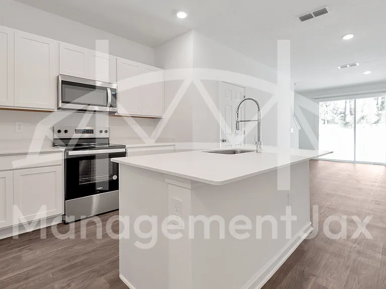 5470 Broad Bridge Way #1 — Photo 3