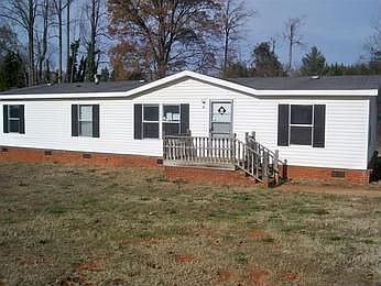 1st image of 8 Hoston Dr