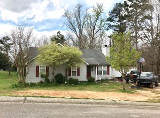 3103 Trotters Trl, Gainesville, GA 30507