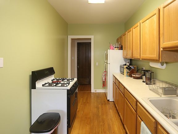5th image of 5306 N Ashland Ave APT 1
