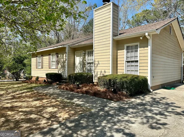 518 Bristle Cone Dr, Macon, GA 31220