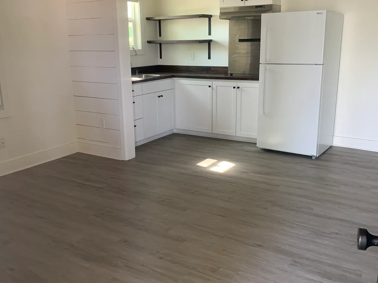 1 bed, $1,000 — Photo 2