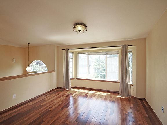 4th image of 1307 S 90th Street Ct