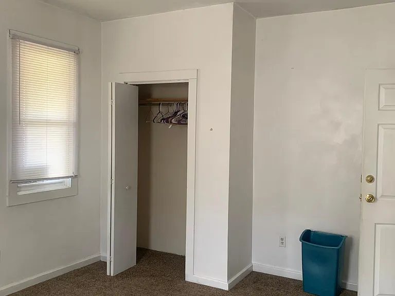 713 Sumner St — Photo 15
