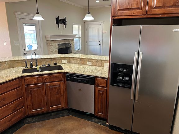3rd image of 10857 Westhaven Cir