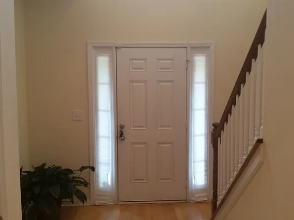 4989 Lower Elm St, Atlanta, GA 30349