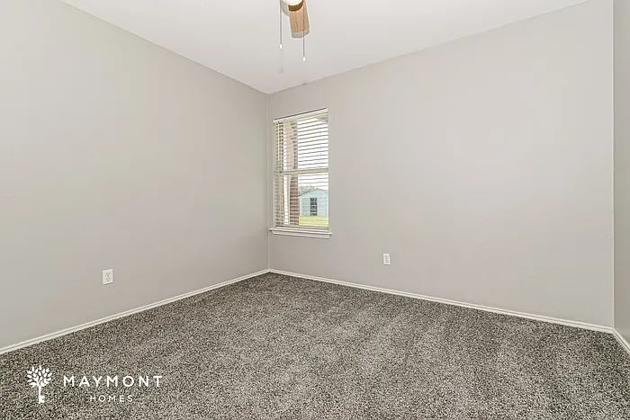 512 Bryn Mawr — Photo 9
