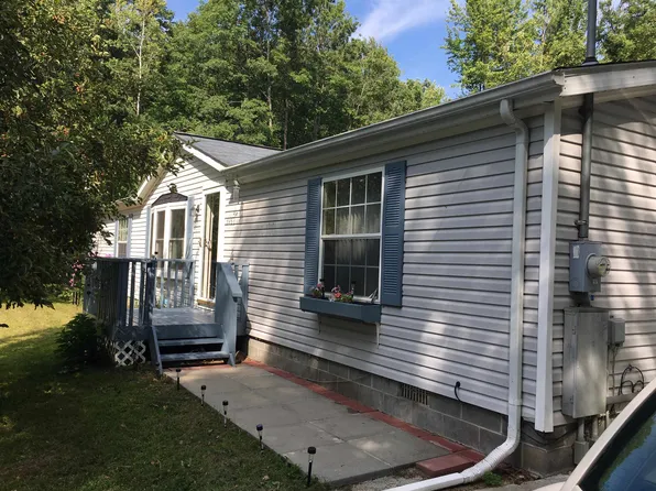 5953 S Henderson Lake Rd, Sterling, MI 48659