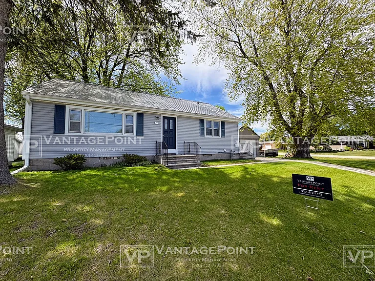 714 Buchholz St — Photo 1