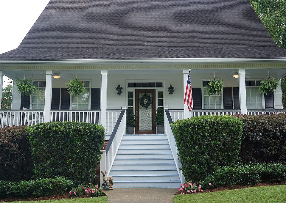 2nd image of 6673 Sugar Creek Dr S