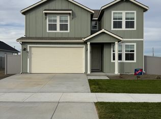 6893 N Isaiah Ave, Meridian, ID 83646