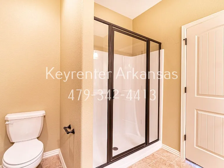 4870 N Castlewood Ln Duplex — Photo 13