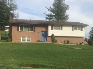 7324 White Pine Cir, Bristol, VA 24202